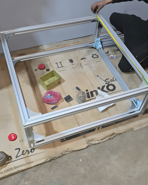 DUST PROOF HOUSING FOR LABELLING MACHINE