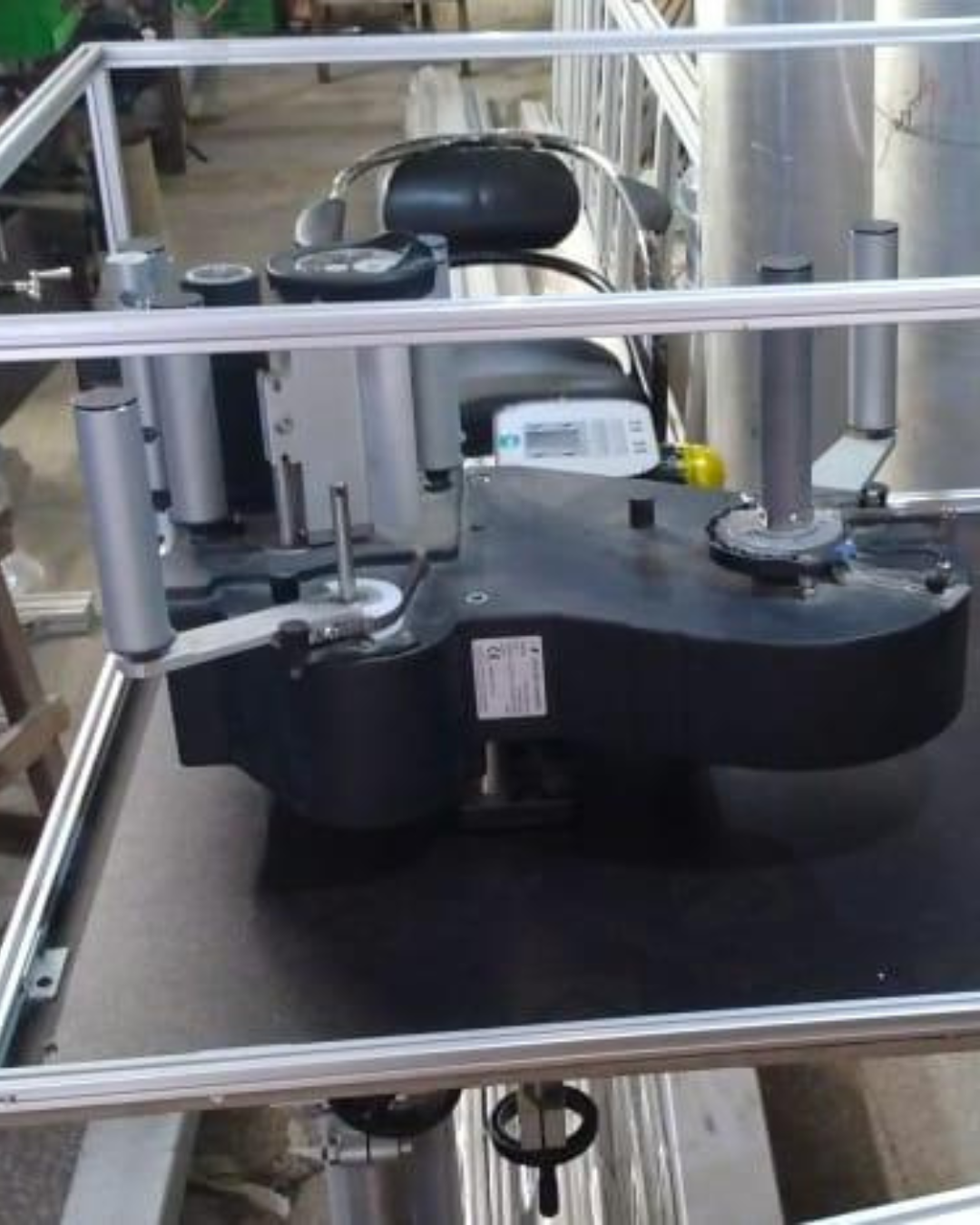 DUST PROOF HOUSING FOR LABELLING MACHINE