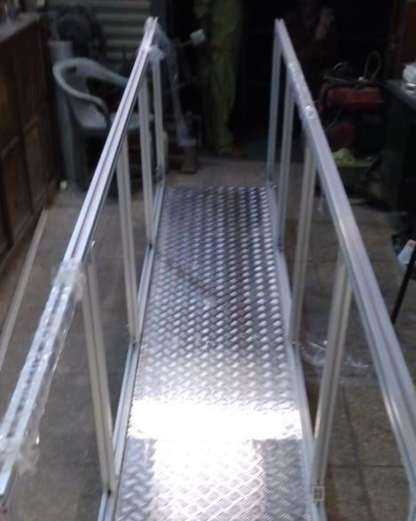 RAMP FOR SHIP PASSENGERS