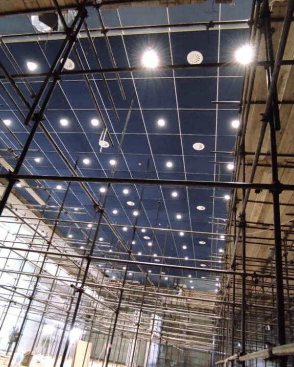 FALSE CEILING FOR AN AUDITORIUM