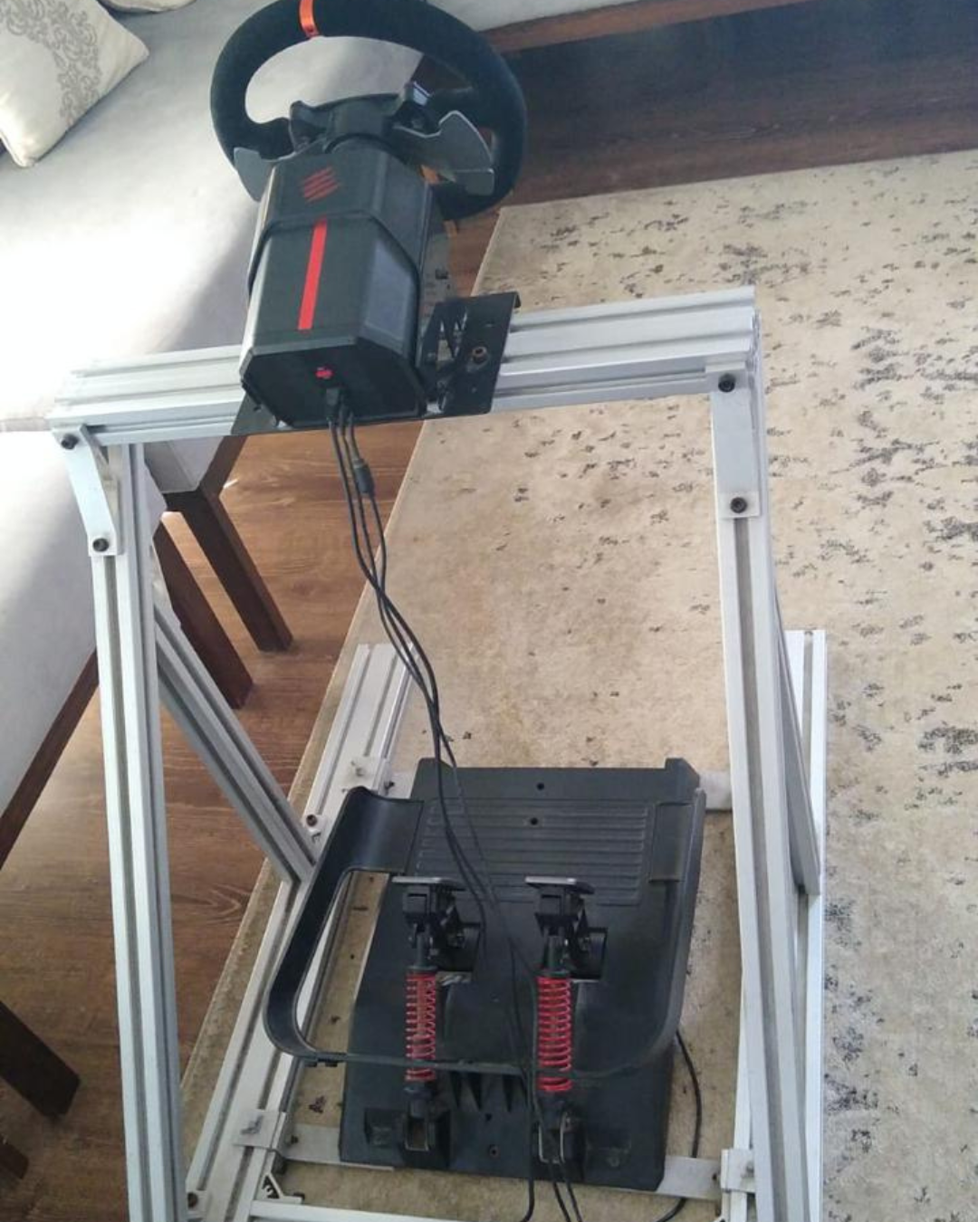 RACE CAR SIMULATION STRUCTURE