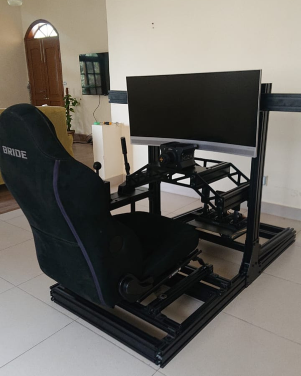 RACE CAR SIMULATION STRUCTURE